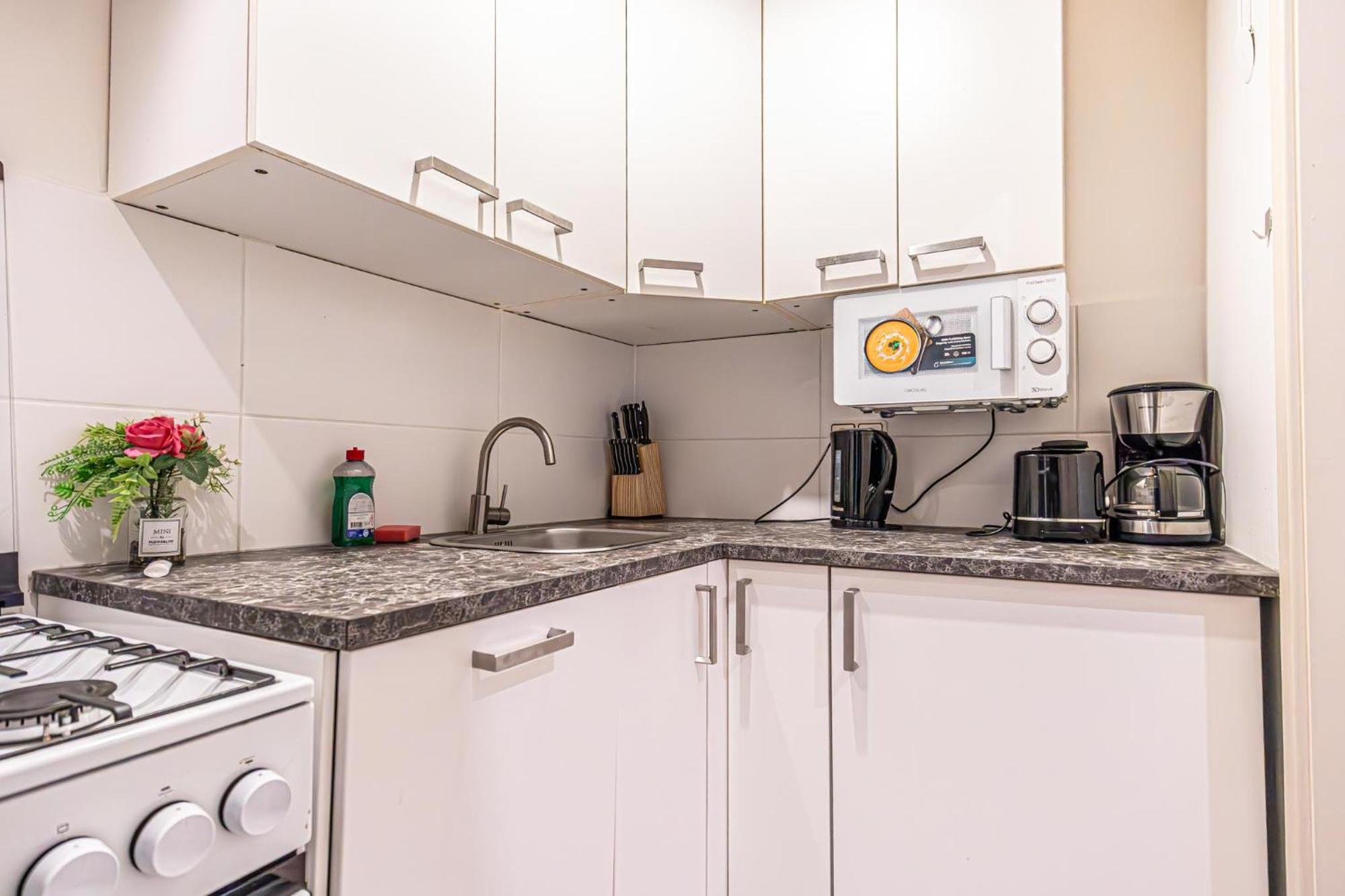 Apartment Desirable 2br - Bookable For Longstays In Lockdown B